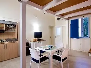 La Piazzetta סורנטו